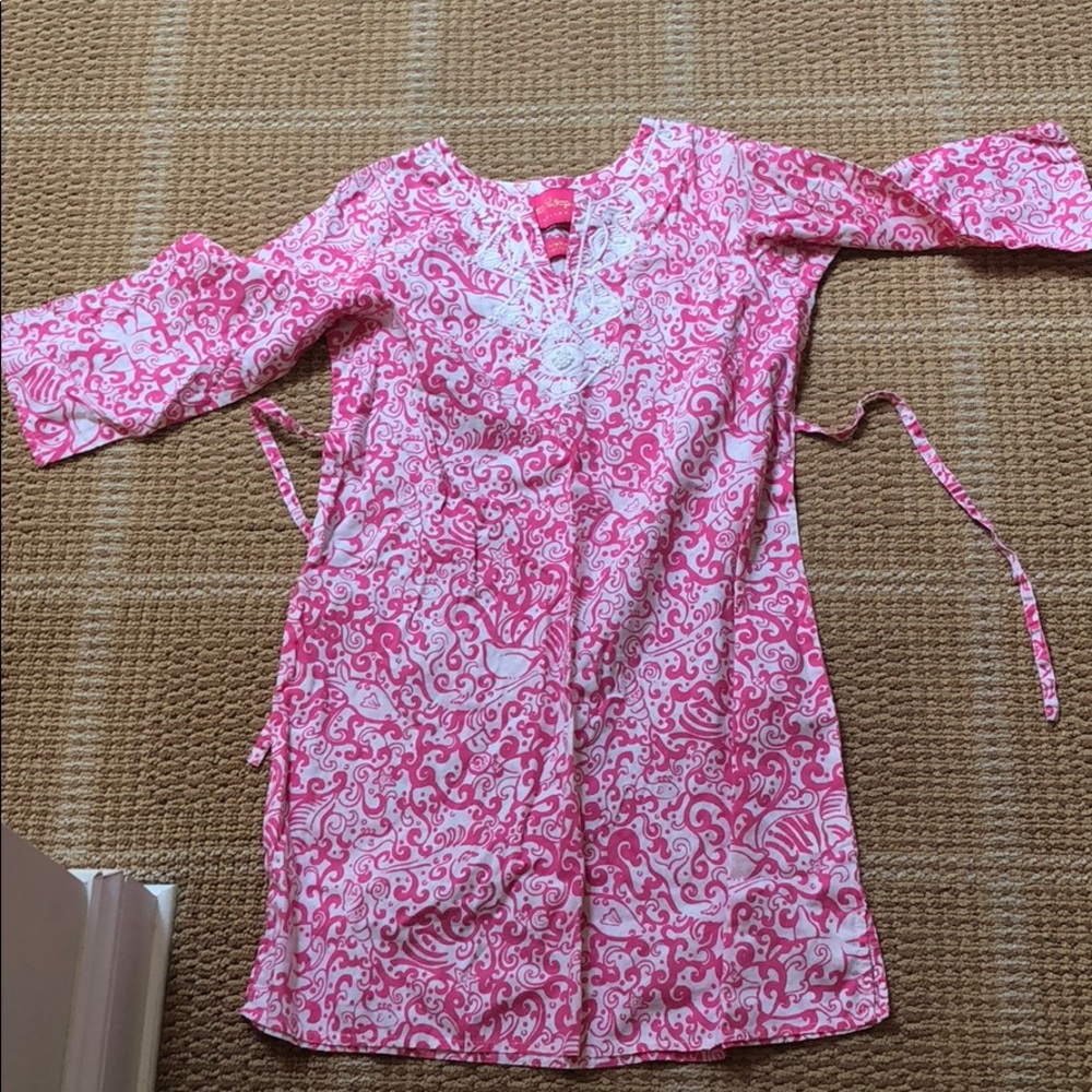 Girl’s coverup